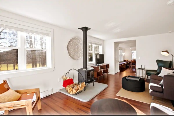 700dc0a5-9e90-45ba-9760-e701f0a4f4cd