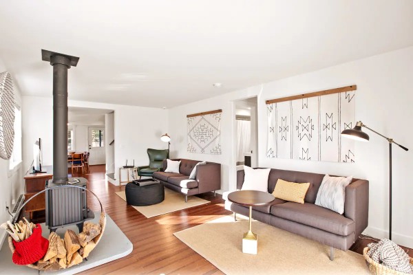 b921e0df-4ea0-47b1-bb64-8f90dba94e22